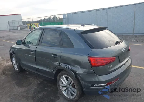 2018 Audi Q3 2.0T Premium/2.0T Sport Premium z USA, uszkodzony, nr VIN WA1ECCFS5JR027807